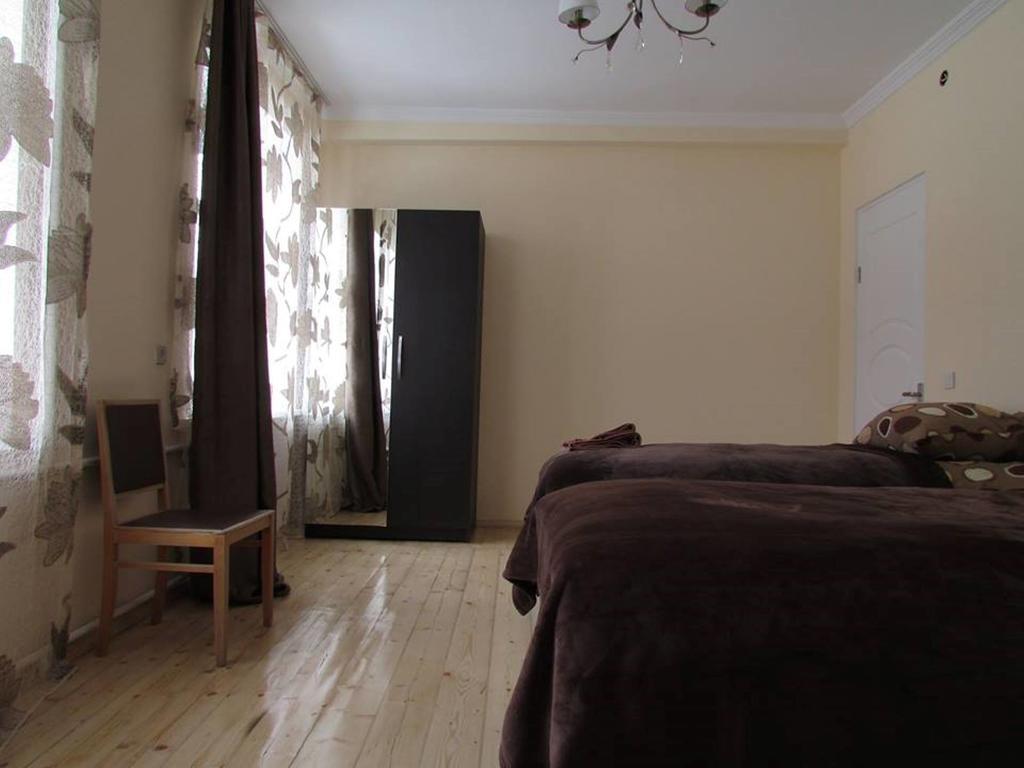 קזבגי Red Stone Guest House חדר תמונה