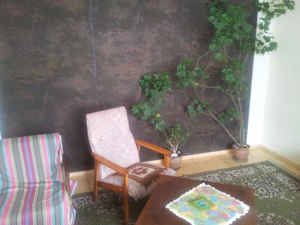 קזבגי Red Stone Guest House מראה חיצוני תמונה