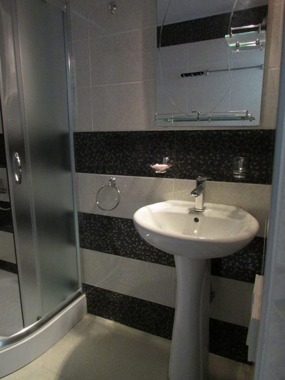 קזבגי Red Stone Guest House חדר תמונה